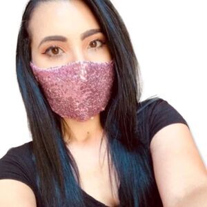 🆕Luxury Pink Sequin Face Mask
